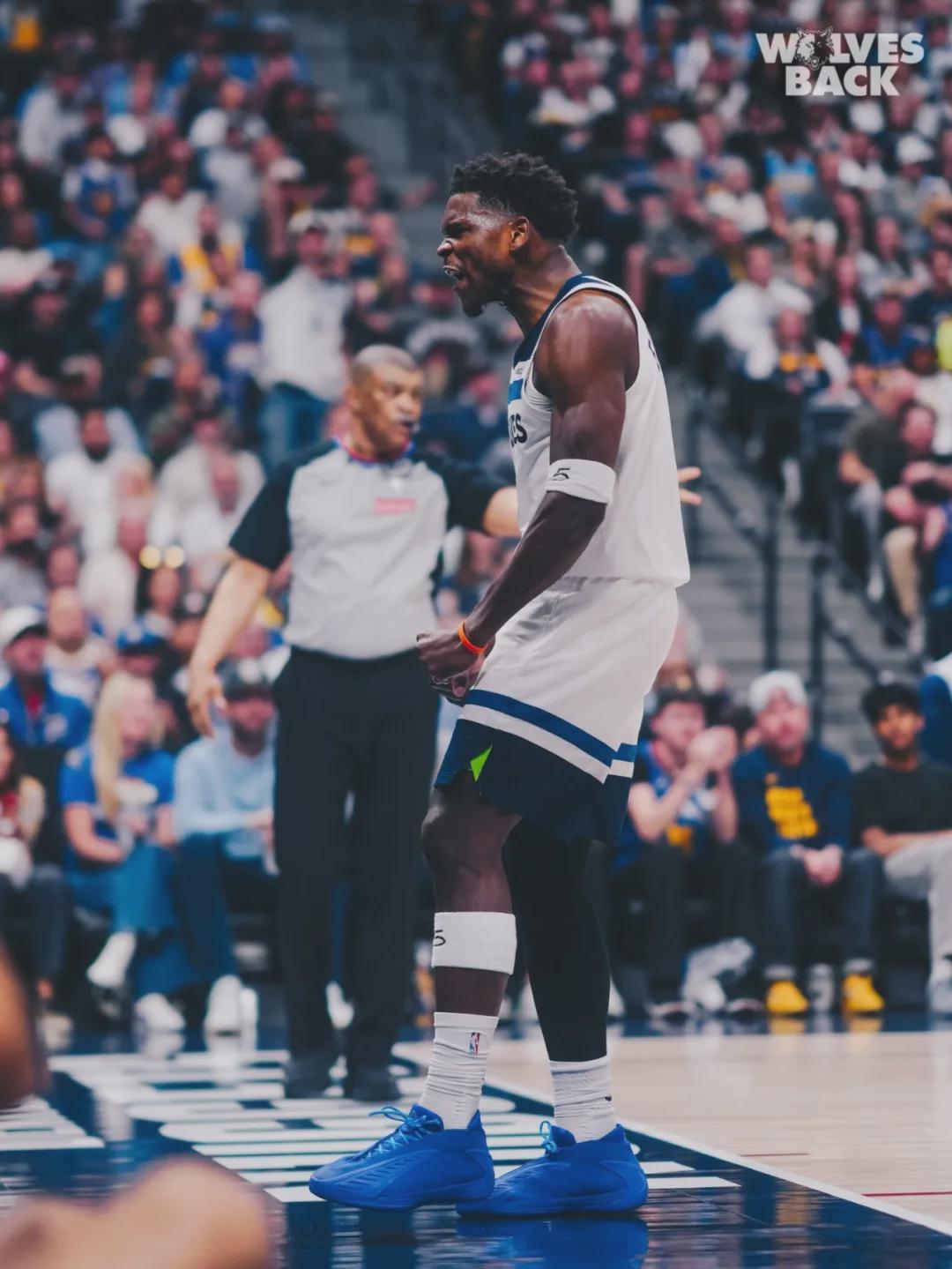 开云综合服务-跟腱撕裂！膝盖重伤！森林狼两人同时退赛