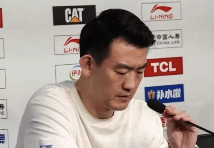 开云权威入口-王博：G3赛后大家进行了交流，今晚无论怎样都会拼到最后一刻